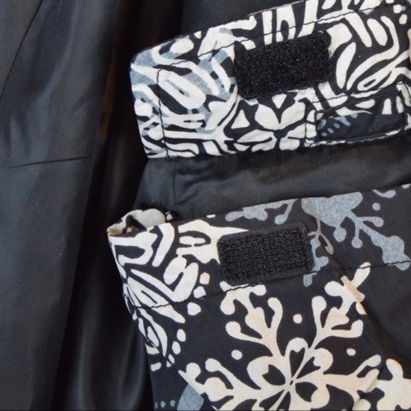 Eddie Bauer Goose Down Snowflake‎ Print Faux Fur Winter Jacket, Small - Picture 8 of 13